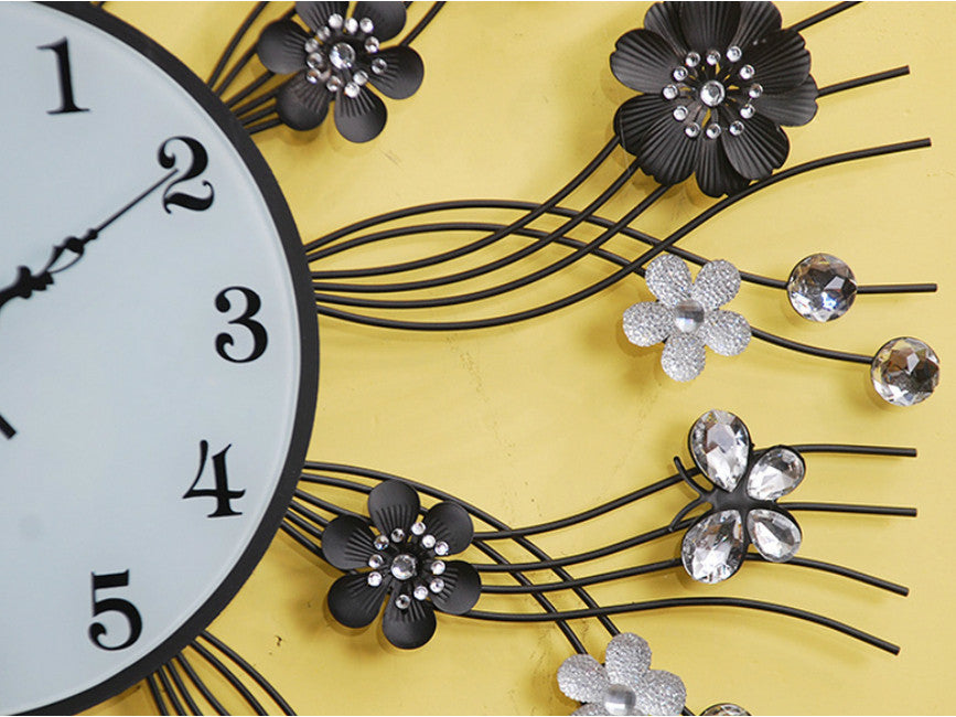 Black Metallic Wall Clock Embedded with Jewels – Samiksha's